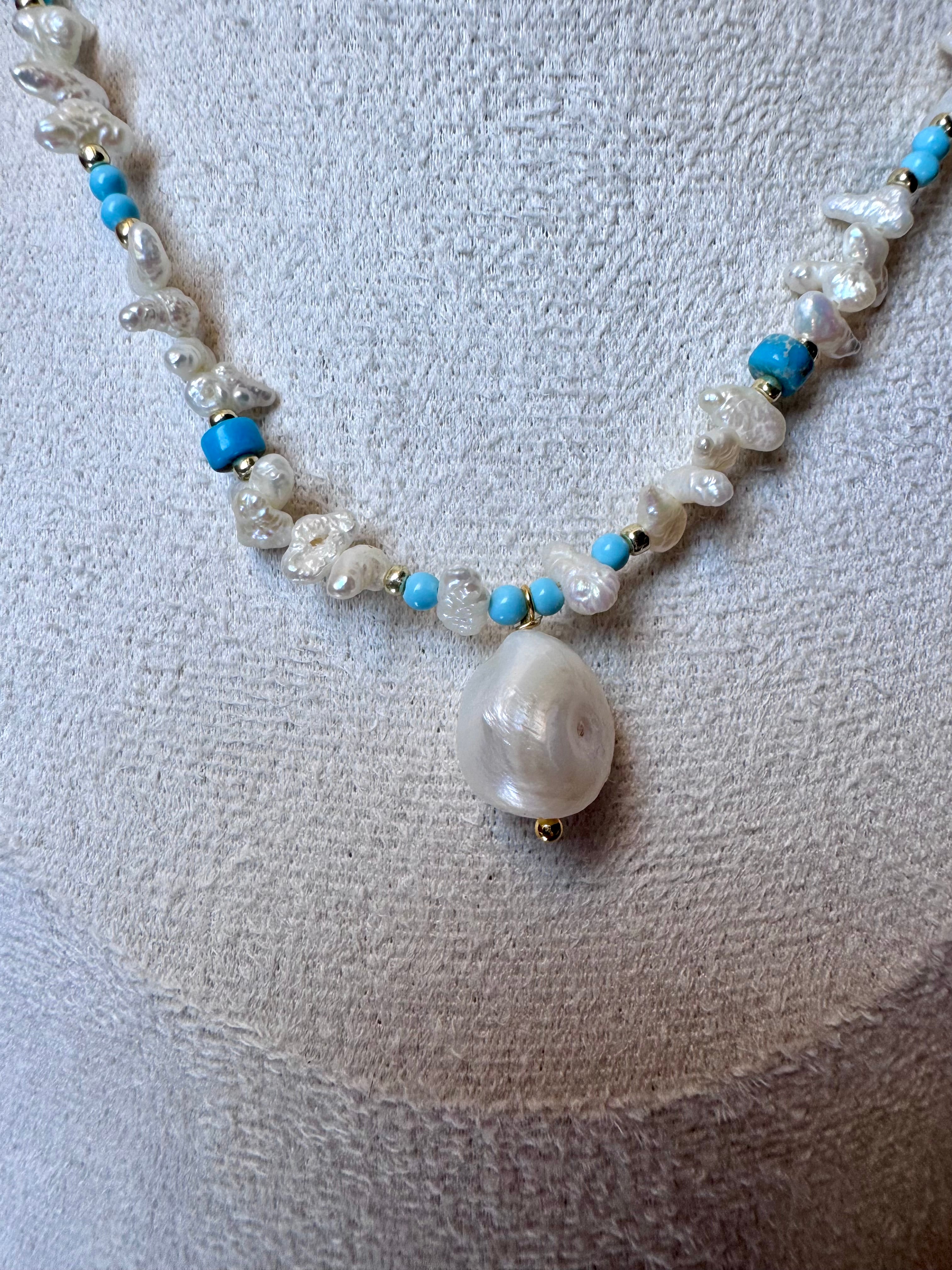 Collana con perla barocca