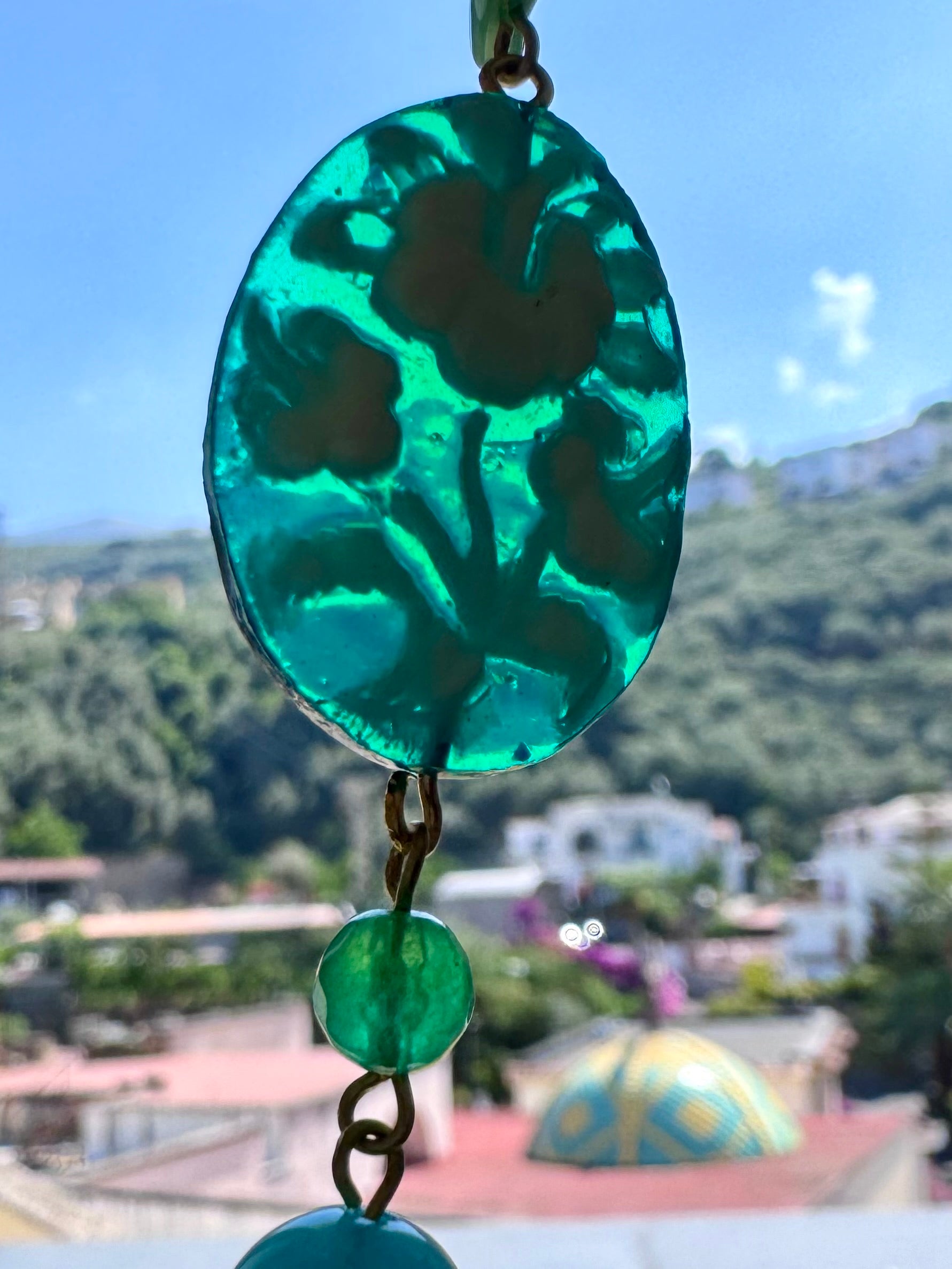 Collana cameo verde su resina