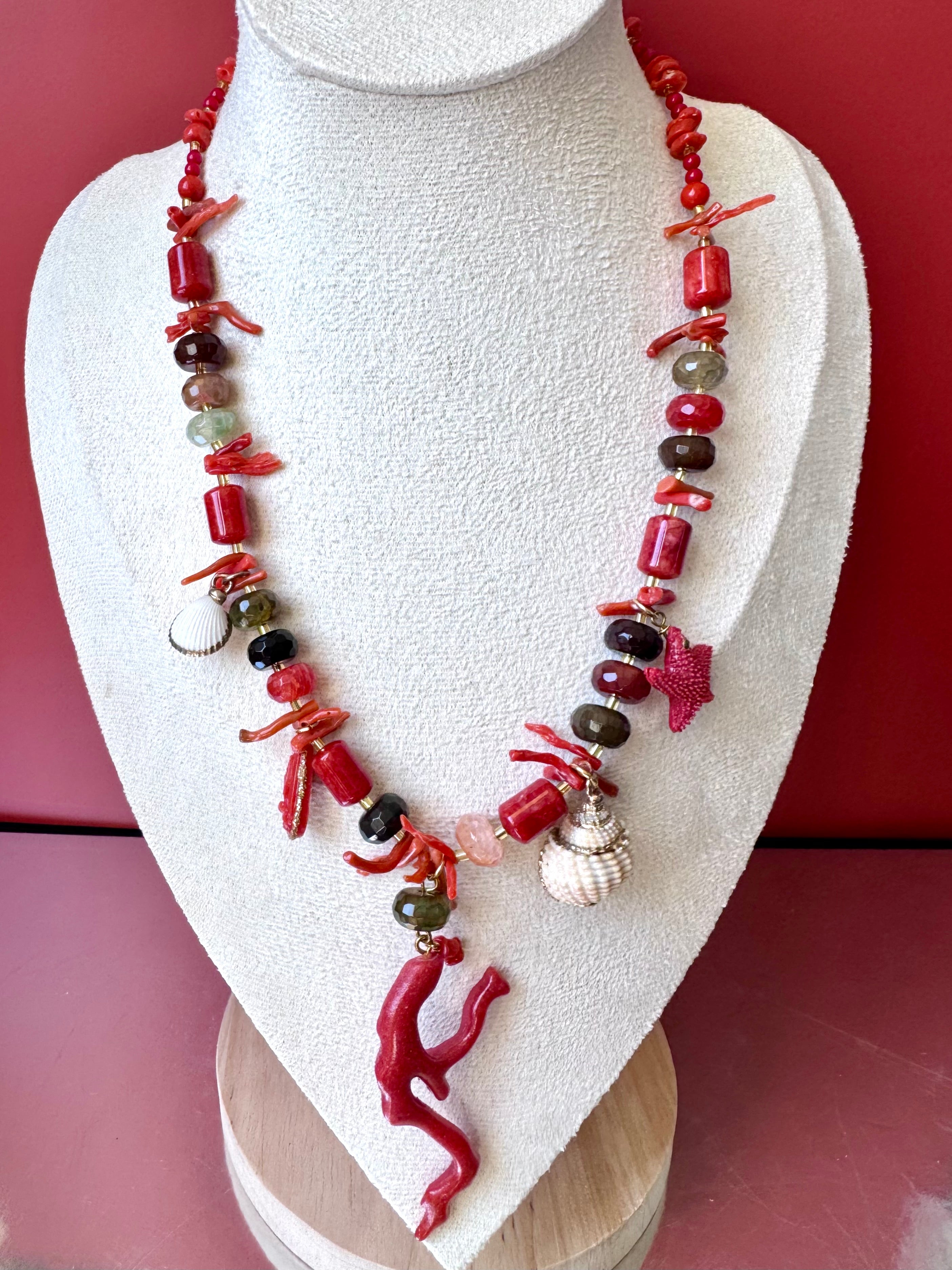 Collana ramo in grana di corallo