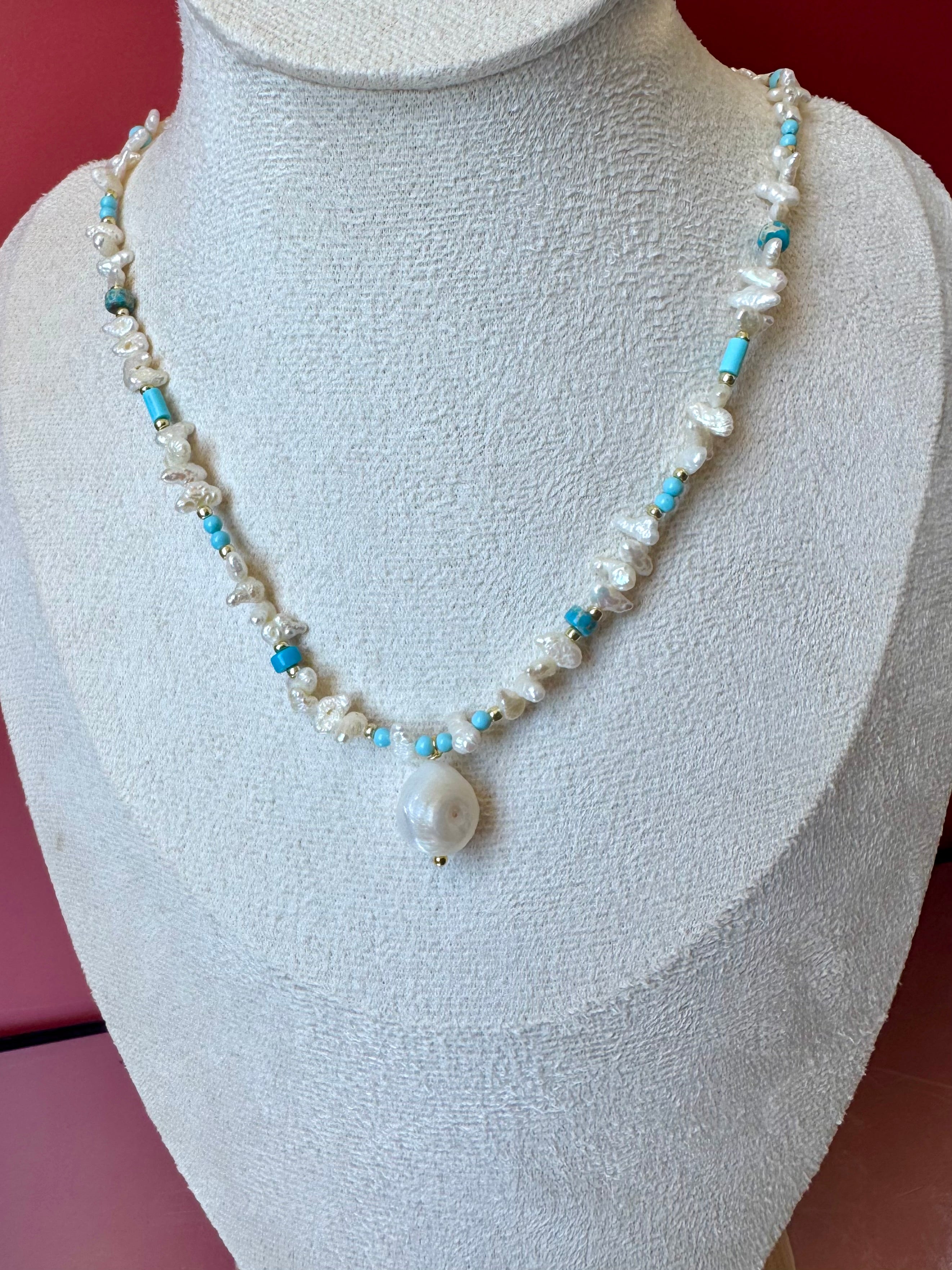 Collana con perla barocca